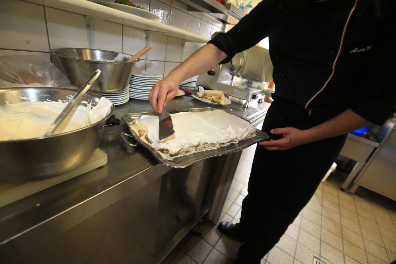 La Locanda Ristorante Pizzeria Garni Ohlstadt Kültér fotó
