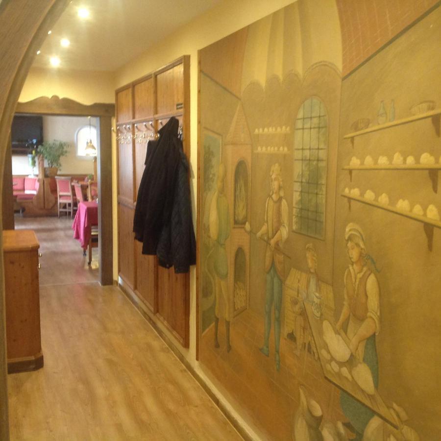 La Locanda Ristorante Pizzeria Garni Ohlstadt Kültér fotó